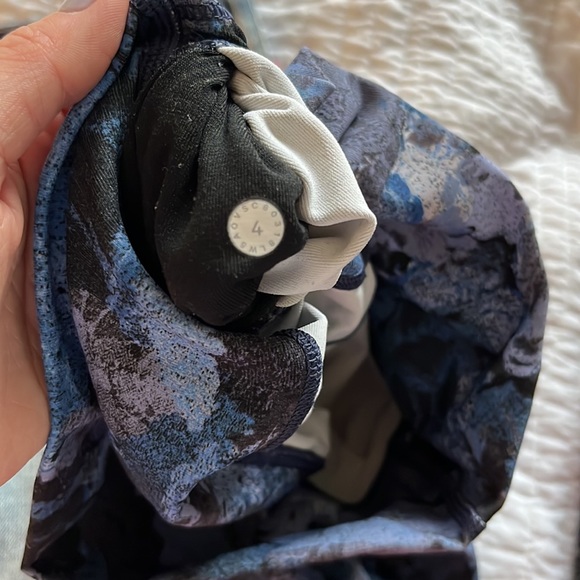 Lululemon leggings - Picture 3 of 3